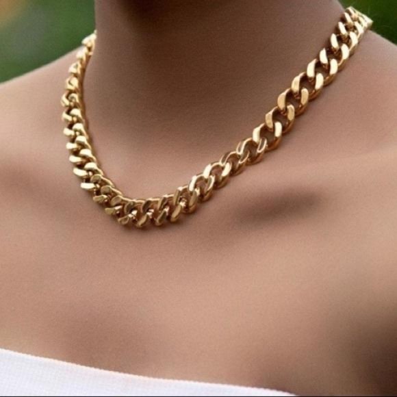 NEW 18K GOLD CUBAN CHAIN NECKLACE,, NICE NECKLACE, CUTE NECKLACE - Picture 3 of 7